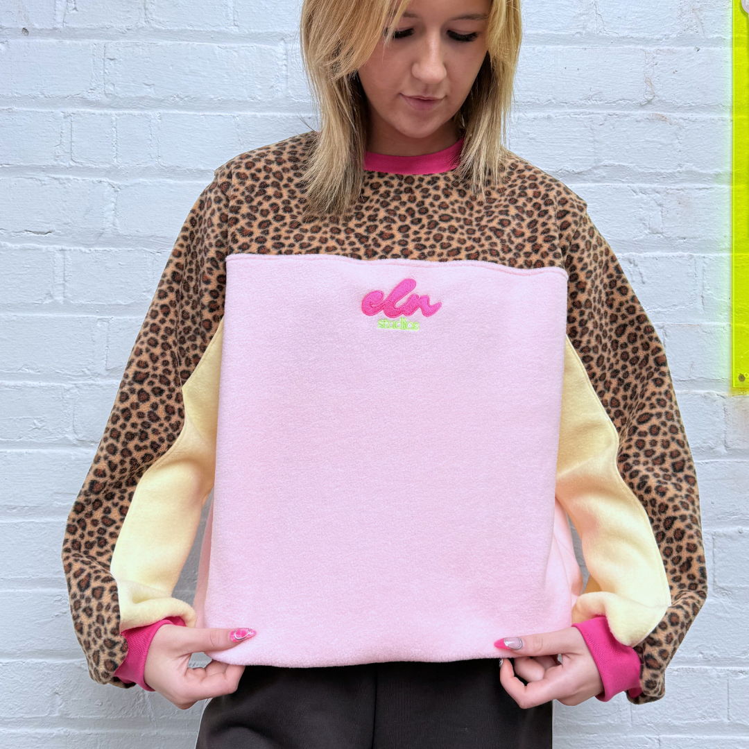 Studios Colourblock Pullover